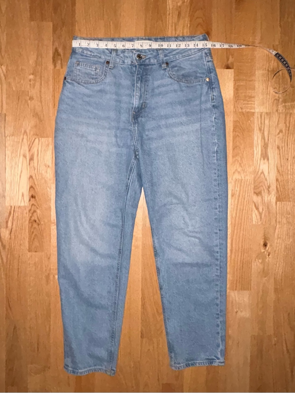H&M Mom Slim-Fit High-Waist Ankle Jeans